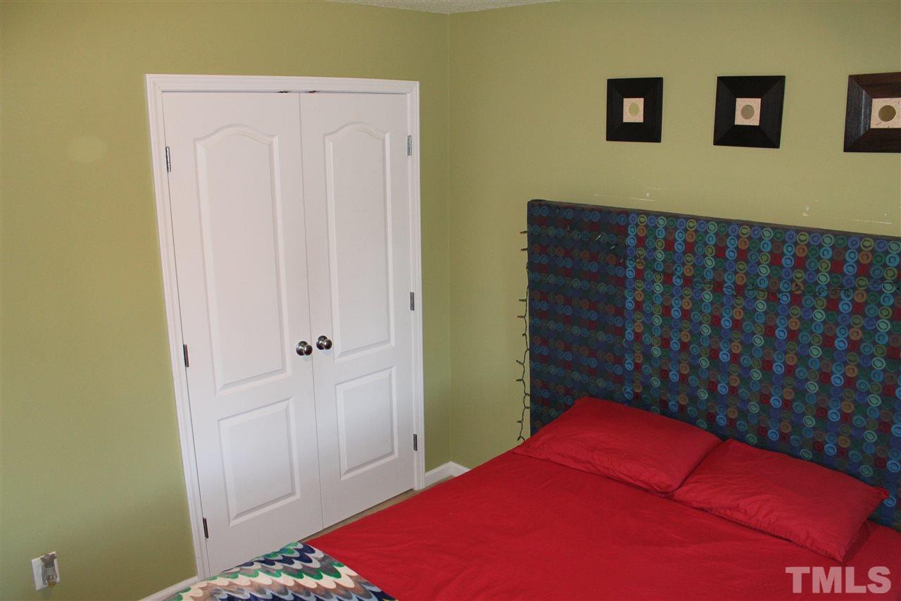 2812 Orchard Trace Way Raleigh, NC 27610 - Photo 20 of 24 Gallery Image 20