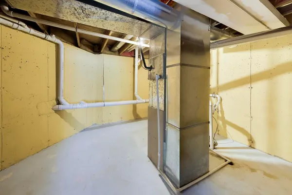 $309,900 | 5576 Lavender Court, Rolling Meadows, IL 60008