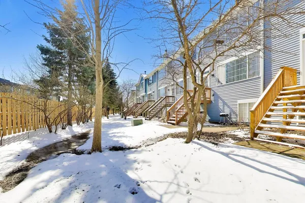 $309,900 | 5576 Lavender Court, Rolling Meadows, IL 60008