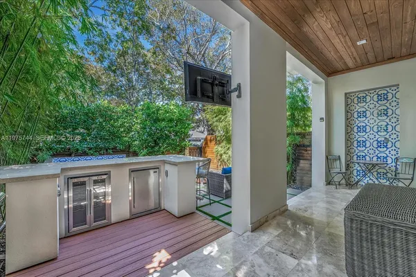 $2,600,000 | 7440 Southwest 56th Court, Miami, FL 33143