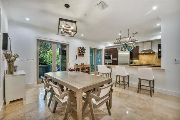 $2,600,000 | 7440 Southwest 56th Court, Miami, FL 33143