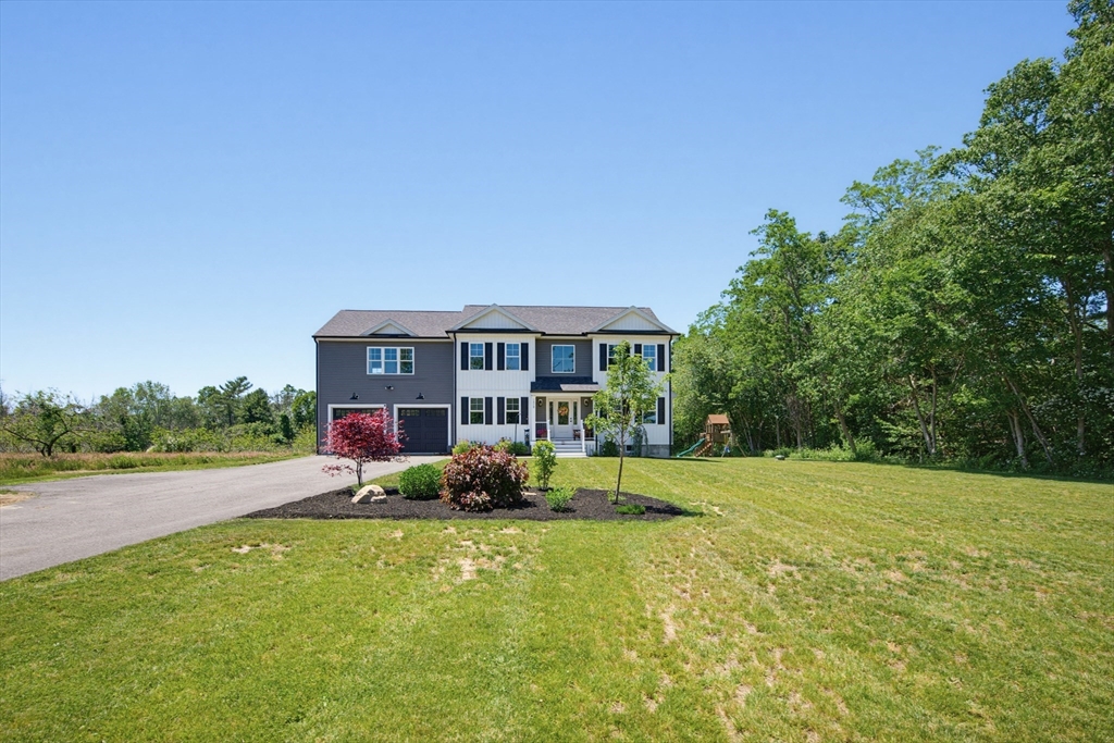 1479 Main Street Acushnet, MA 02743 - Photo 4 of 42