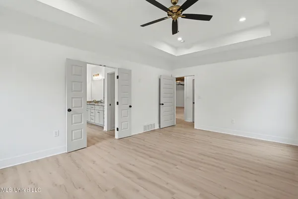 $565,900 | 2737 Highwoods Drive, Byhalia, MS 38611