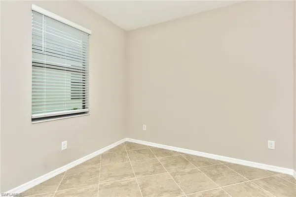 $3,400 | 9460 Foxglove Lane, Naples, FL 34120