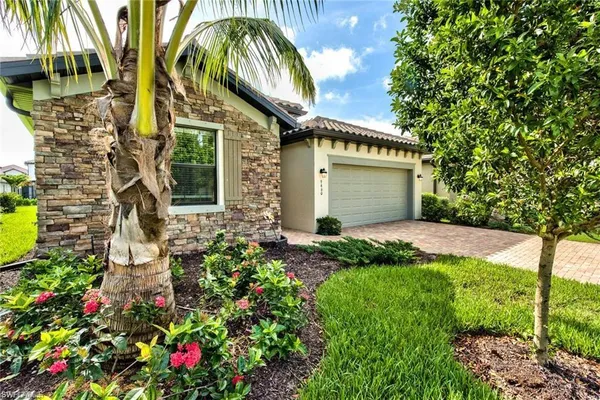 $3,400 | 9460 Foxglove Lane, Naples, FL 34120