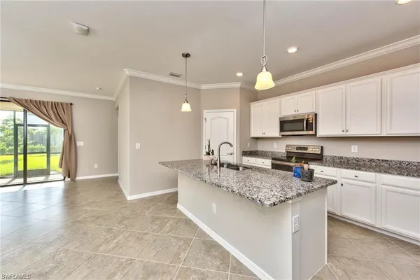 $3,400 | 9460 Foxglove Lane, Naples, FL 34120