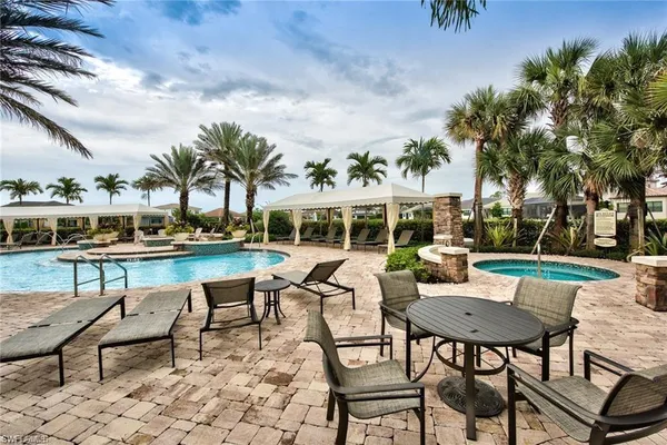 $3,400 | 9460 Foxglove Lane, Naples, FL 34120