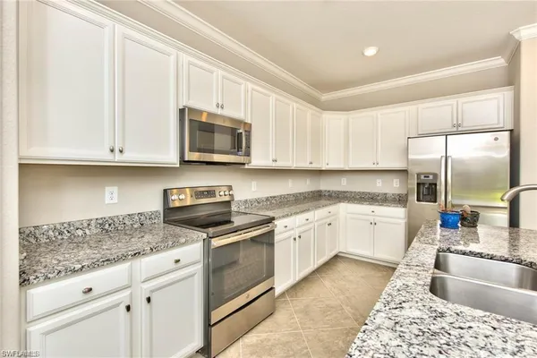 $3,400 | 9460 Foxglove Lane, Naples, FL 34120