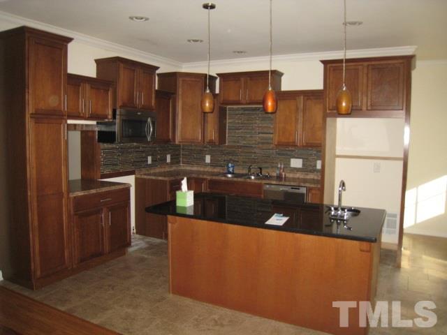 834 Stewart Farm Road Henderson, NC 27537 - Photo 4 of 11 Gallery Image 4