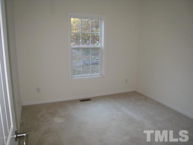 834 Stewart Farm Road Henderson, NC 27537 - Photo 9 of 11 Gallery Image 9