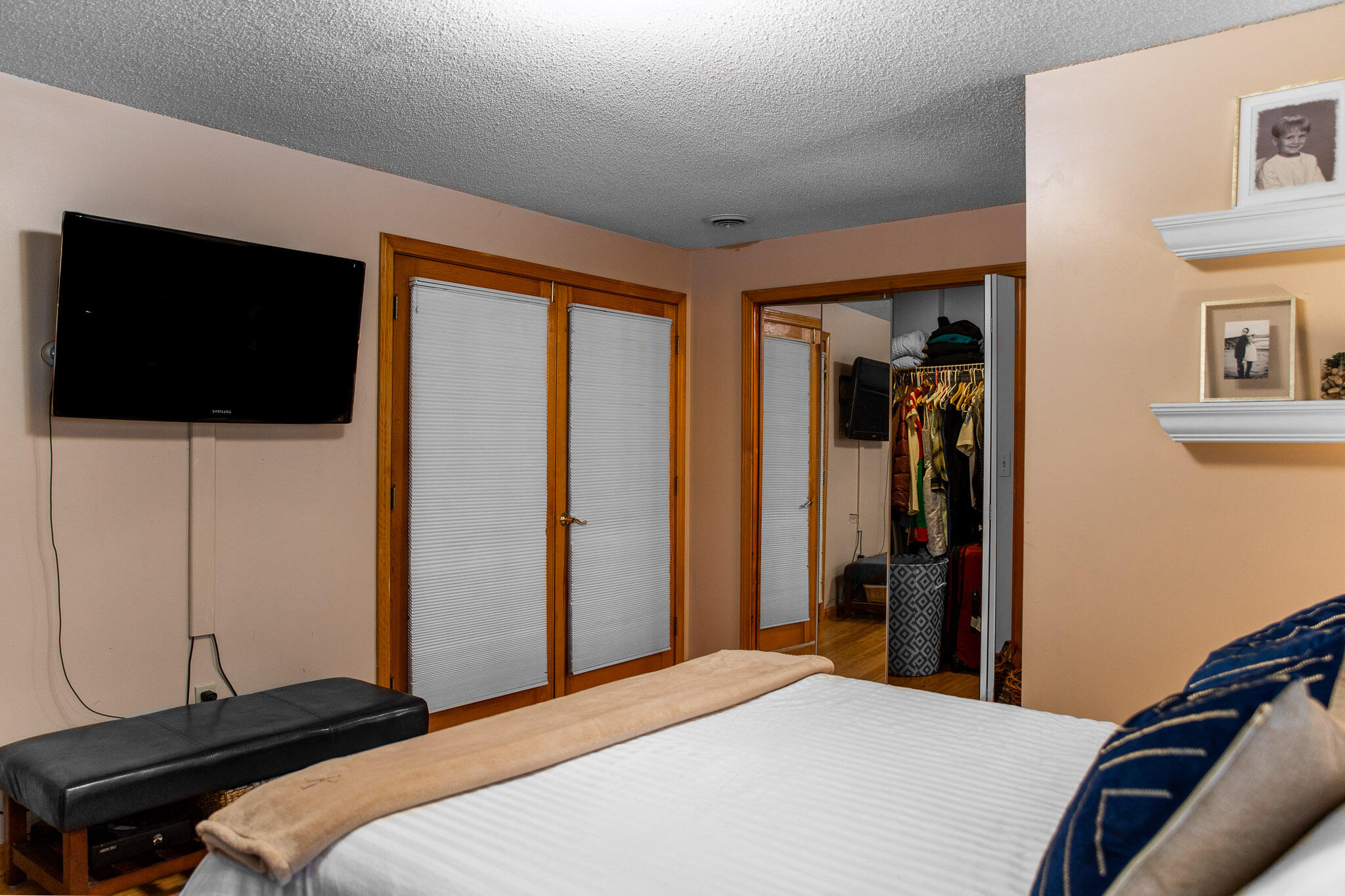 105 Ridgeview Drive Bangor, ME 04401 - Photo 26 of 50 25 Primary Bedroom Suit