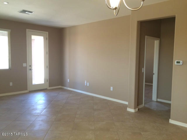 60340 East Center Circle Tucson, AZ 85739 - Photo 9 of 28 Gallery Image 9