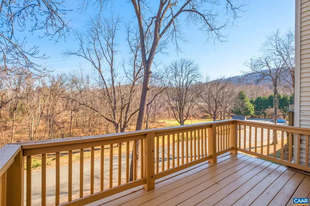 $329,900 | 1013 Linden Avenue, Unit H, Charlottesville, VA 22902