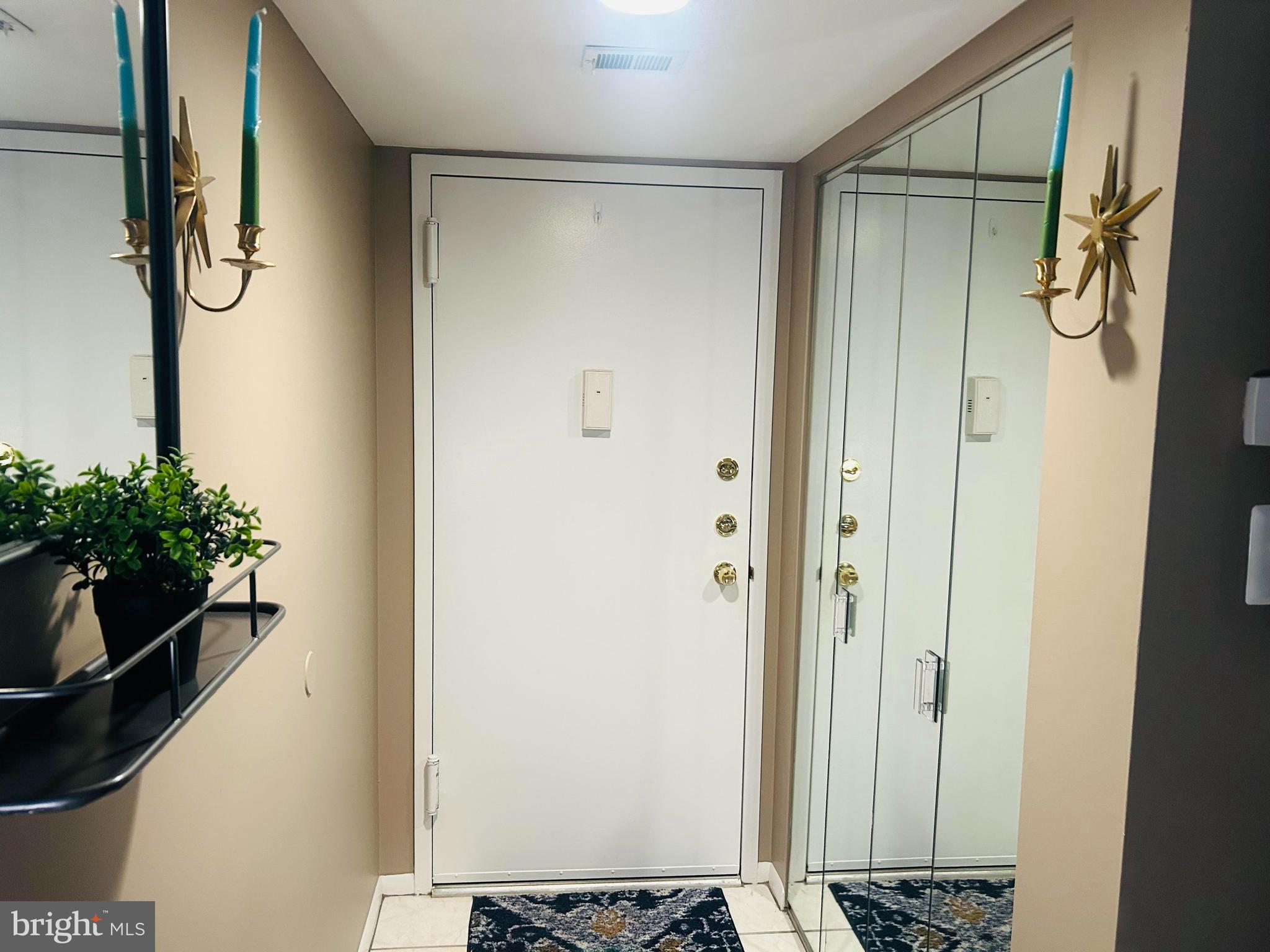 60104-00 Delaire Landing Road, Unit 104 Philadelphia, PA 19114 - Photo 2 of 18