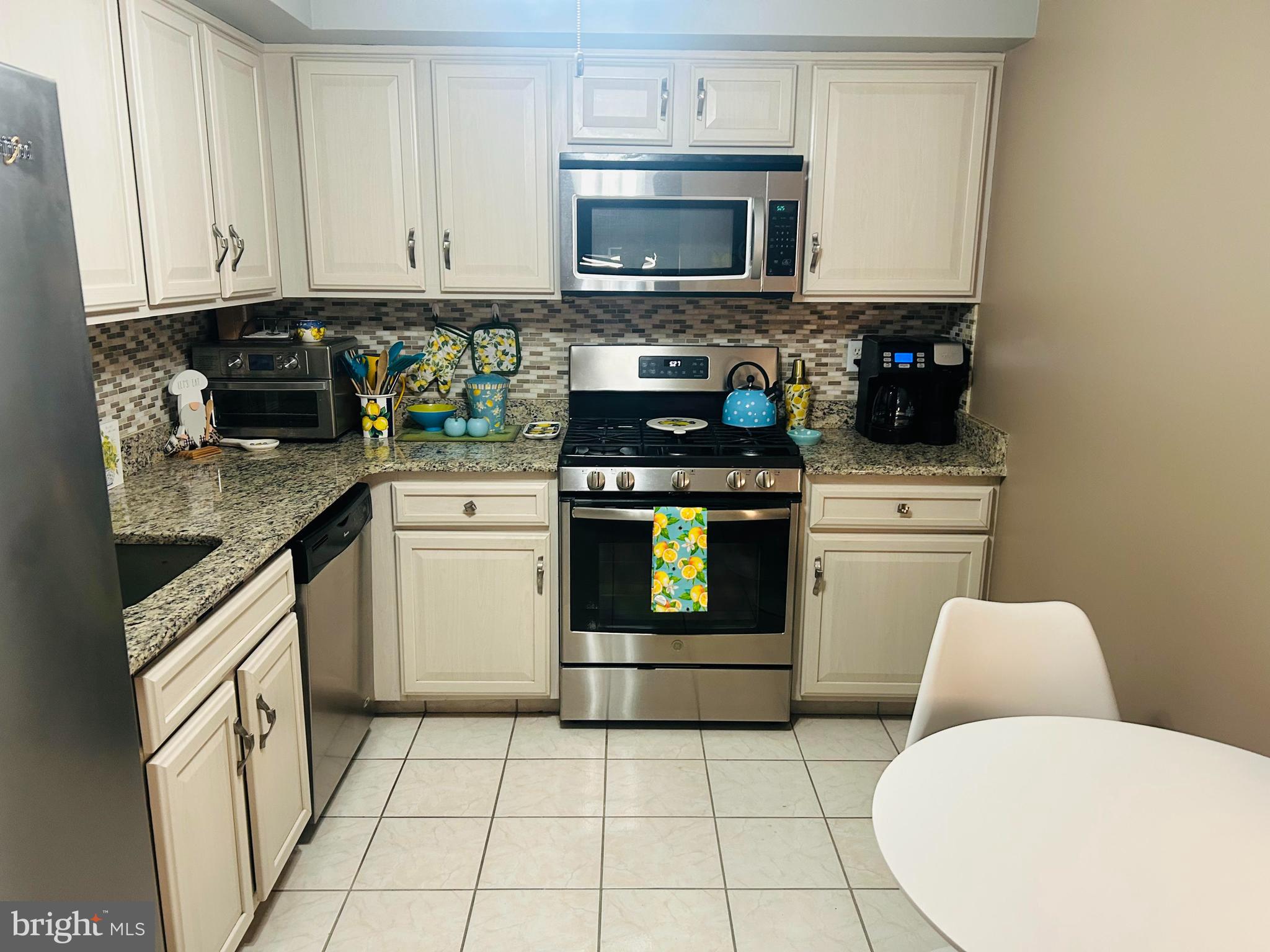 60104-00 Delaire Landing Road, Unit 104 Philadelphia, PA 19114 - Photo 6 of 18