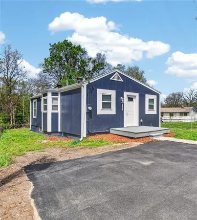 $159,000 | 556 Carlisle Drive, Sugar Creek, MO 64054