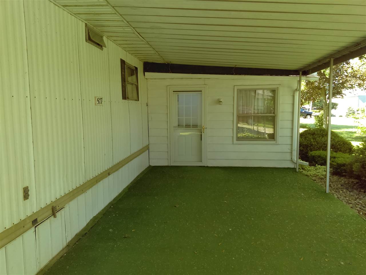 9903 Lincoln Road Syracuse, IN 46567 - Photo 6 of 9 Gallery Image 6