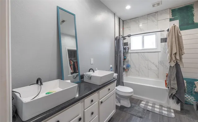 $825,000 | 1608 Highway 64, Tunas, MO 65764