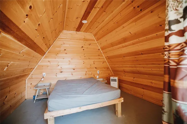 $825,000 | 1608 Highway 64, Tunas, MO 65764