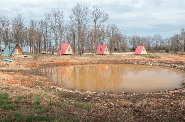 $825,000 | 1608 Highway 64, Tunas, MO 65764