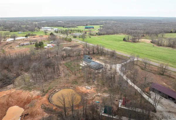 $825,000 | 1608 Highway 64, Tunas, MO 65764