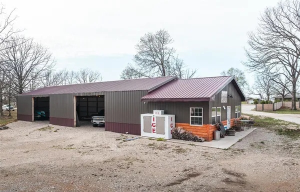 $825,000 | 1608 Highway 64, Tunas, MO 65764