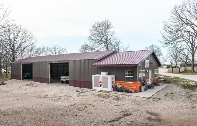 $825,000 | 1608 Highway 64, Tunas, MO 65764