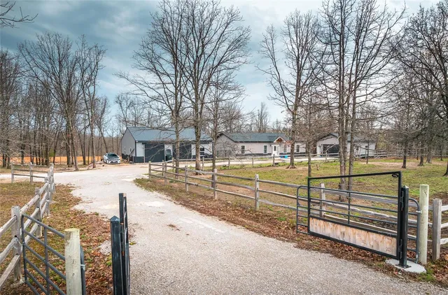 $825,000 | 1608 Highway 64, Tunas, MO 65764