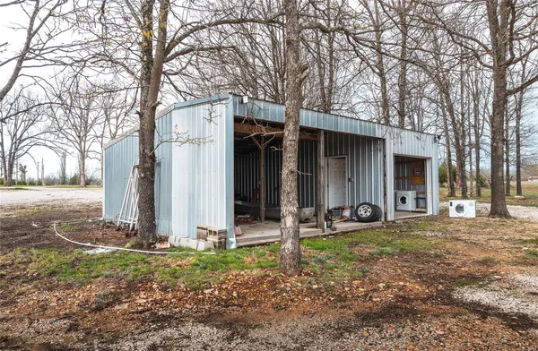 $825,000 | 1608 Highway 64, Tunas, MO 65764