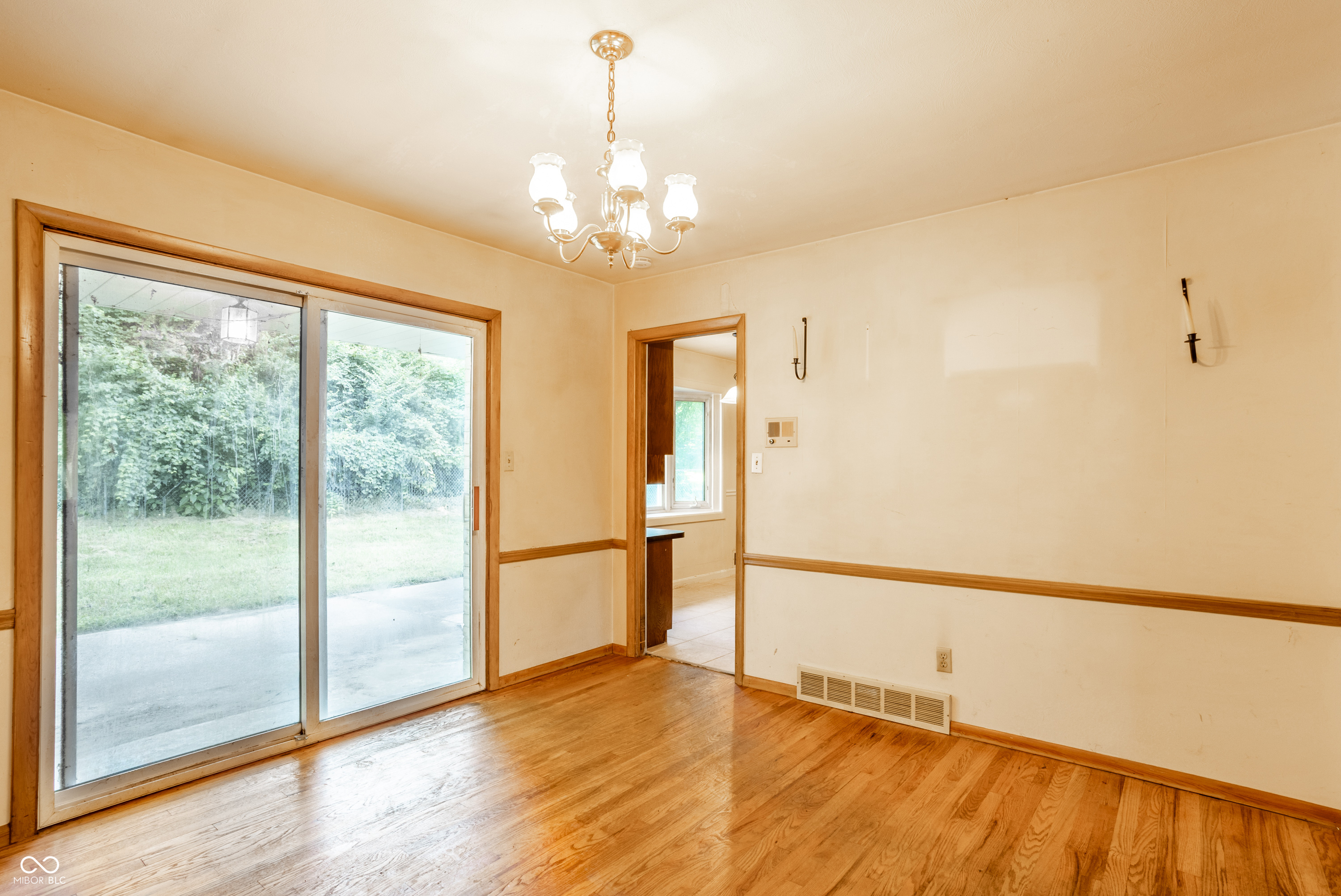 5014 Cavendish Road Indianapolis, IN 46220 - Photo 12 of 44