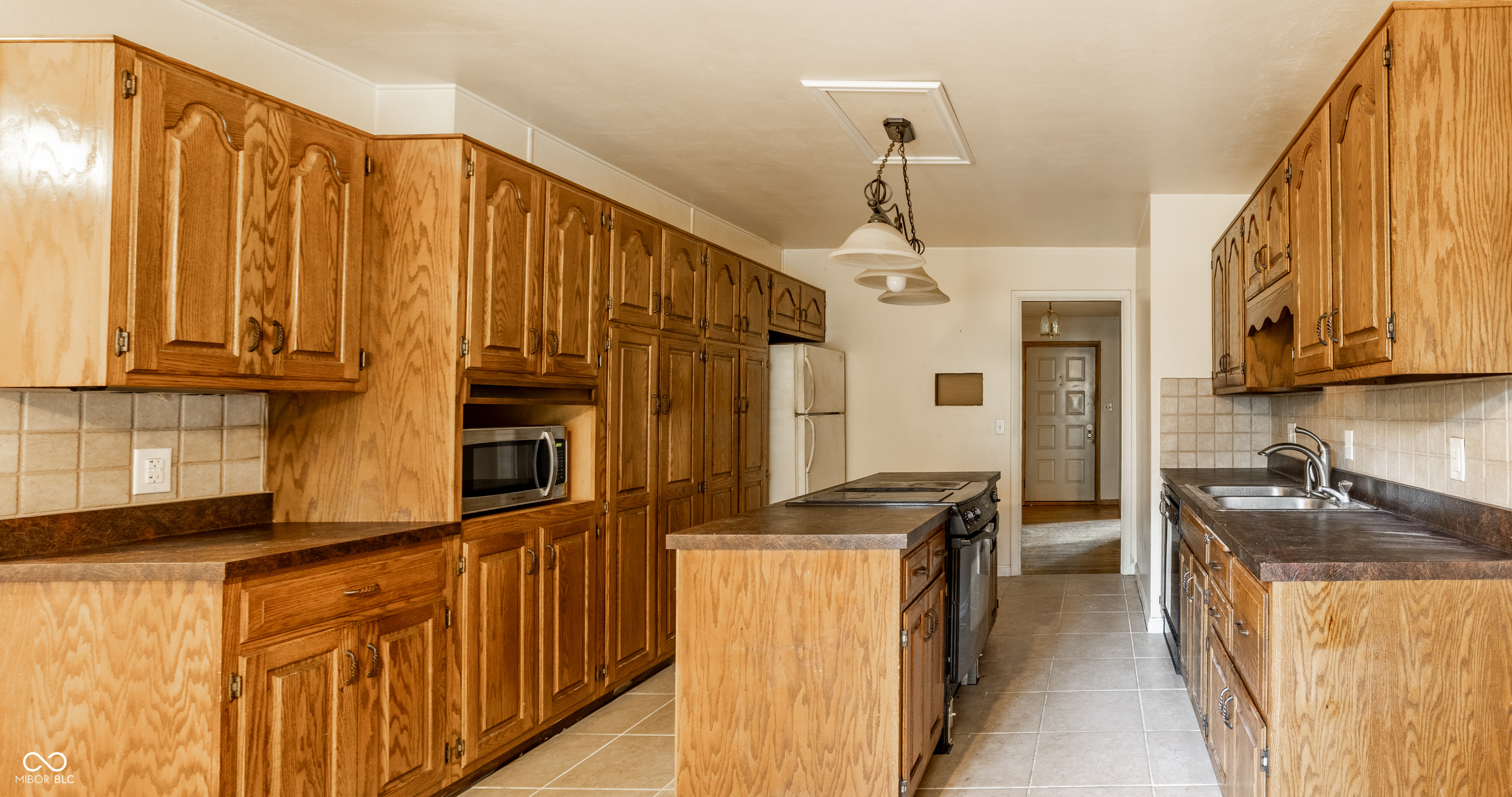 5014 Cavendish Road Indianapolis, IN 46220 - Photo 14 of 44