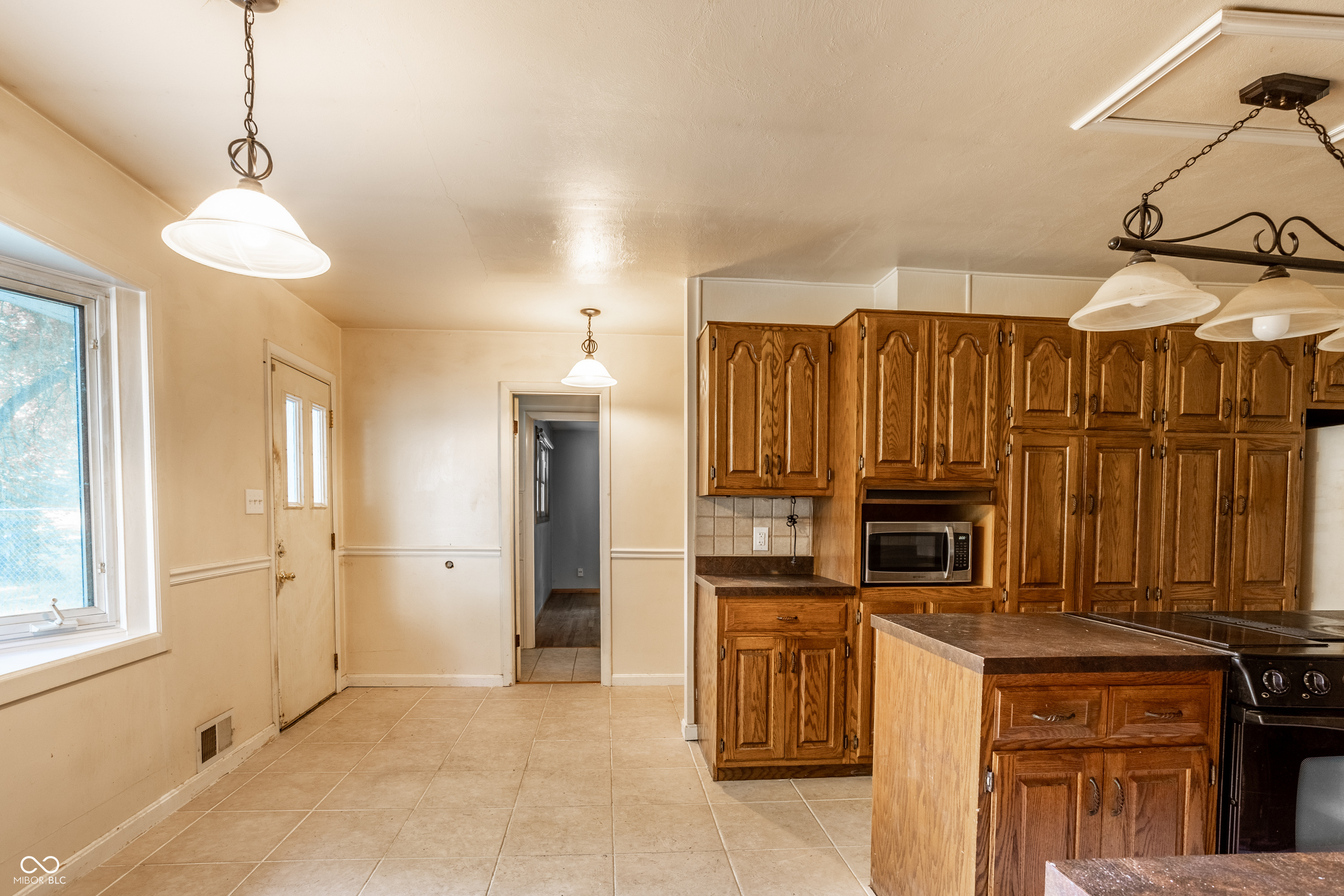 5014 Cavendish Road Indianapolis, IN 46220 - Photo 18 of 44