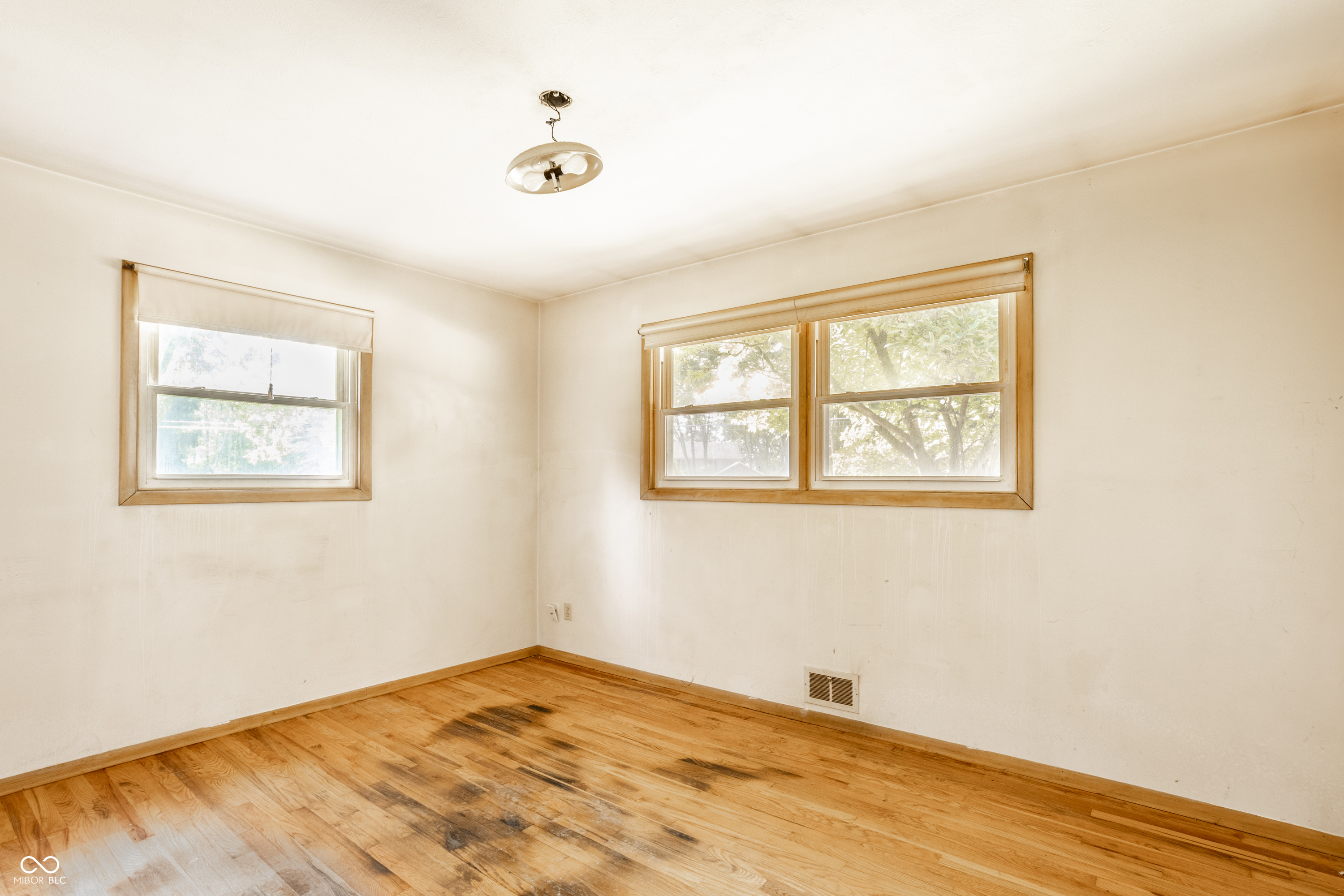 5014 Cavendish Road Indianapolis, IN 46220 - Photo 26 of 44