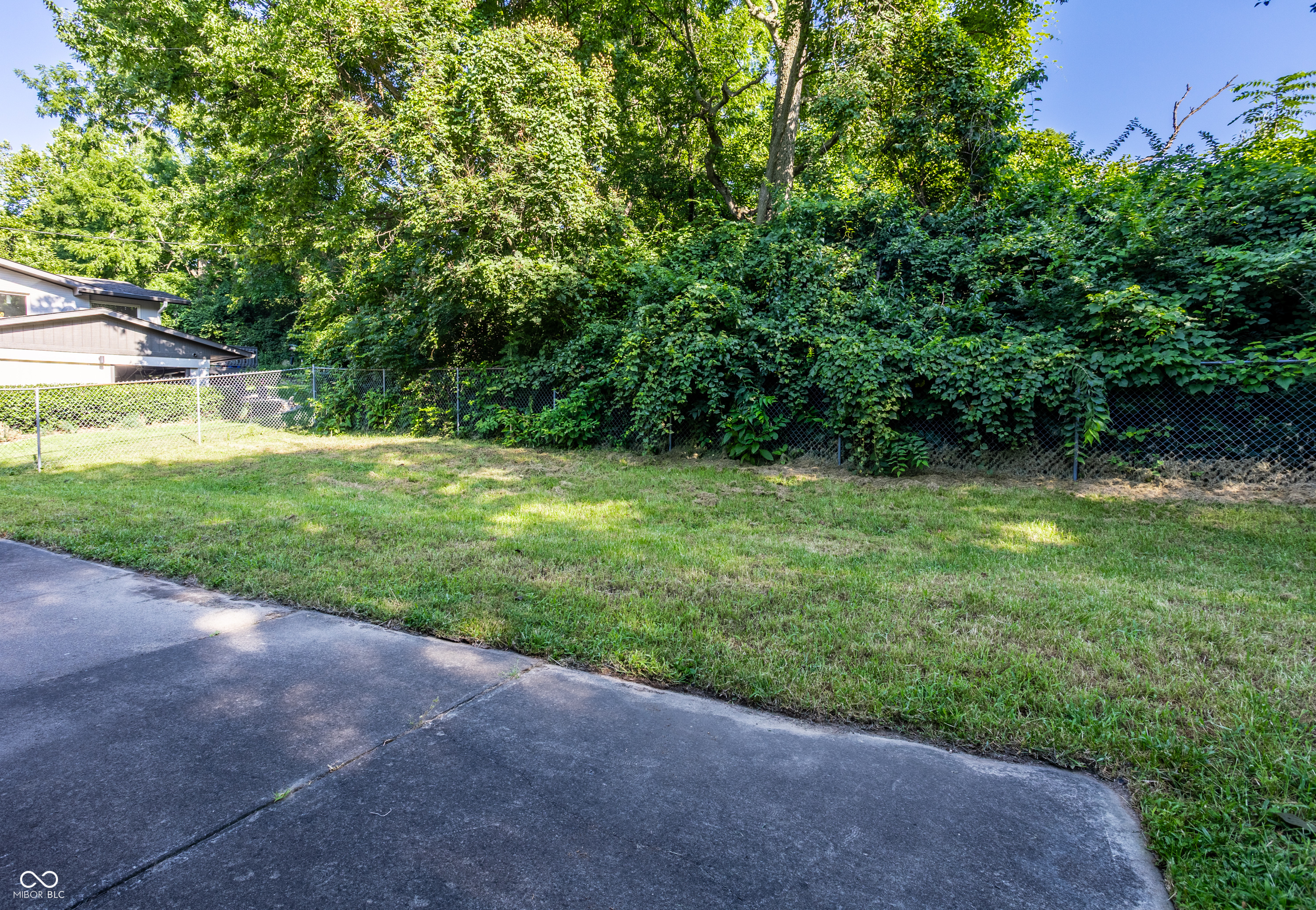 5014 Cavendish Road Indianapolis, IN 46220 - Photo 39 of 44