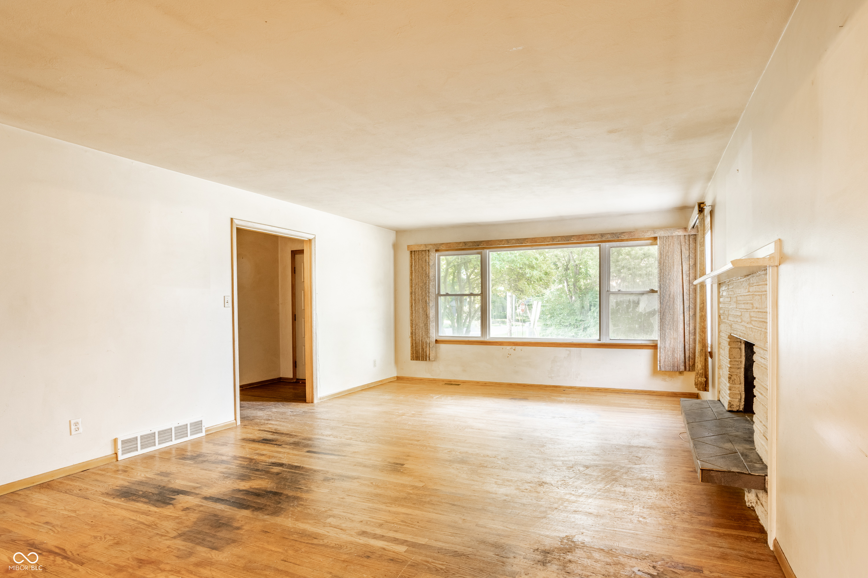 5014 Cavendish Road Indianapolis, IN 46220 - Photo 10 of 44