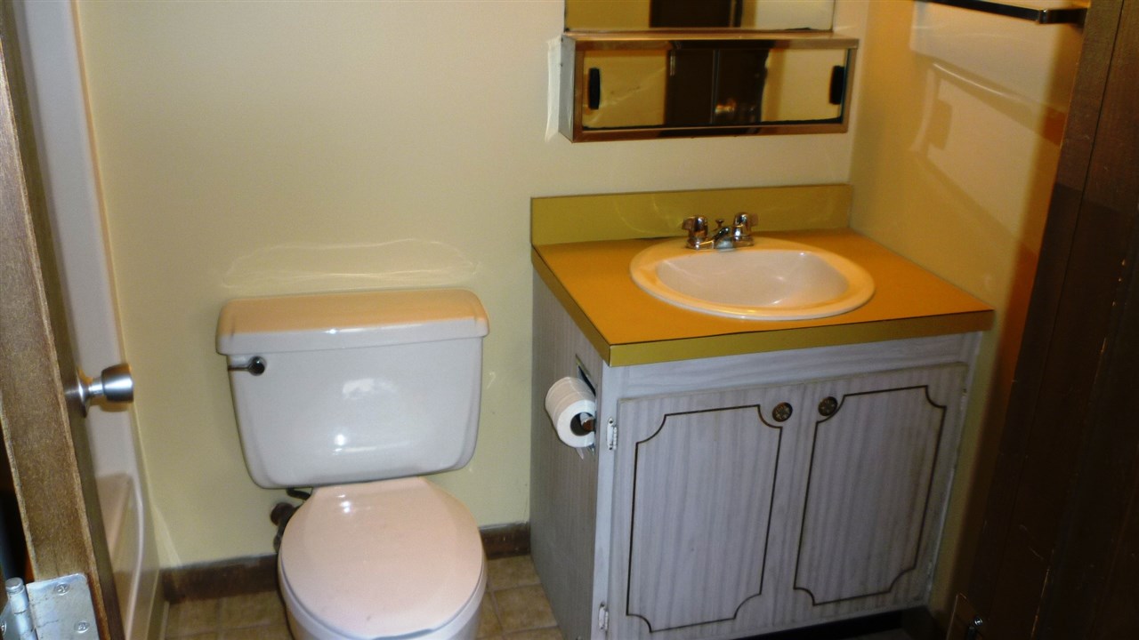 54 Orris Road, Unit J2 Thornton, NH 03285 - Photo 5 of 18 Gallery Image 5