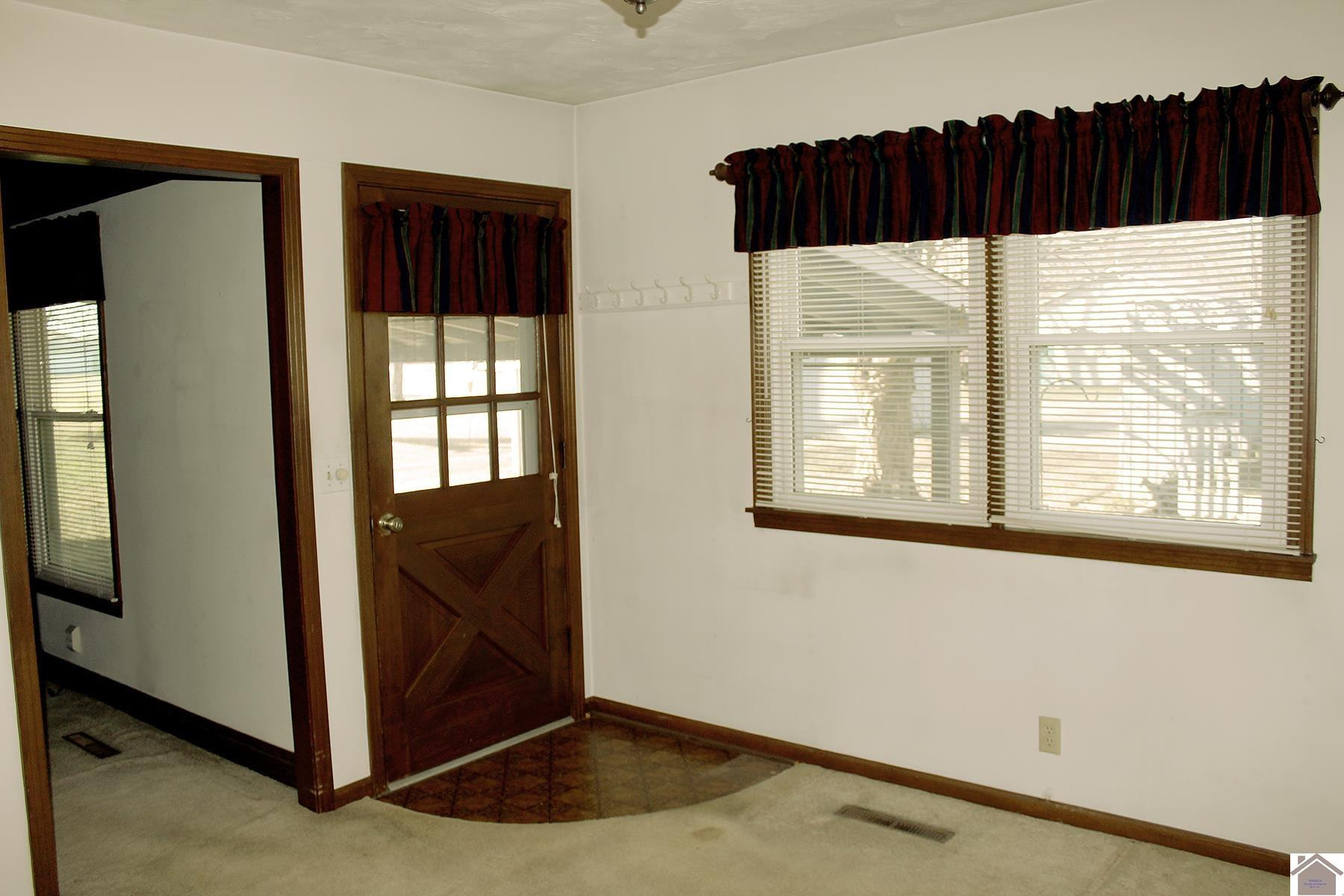 1307 Robertson Road North Murray, KY 42071 - Photo 9 of 22 Photo 9