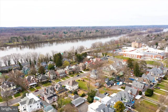 a view of a lake in middle of the town