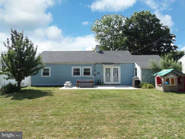 835 Trenton Road Fairless Hills, PA 19030 - Photo 11 of 15 Exterior Back