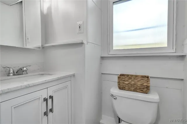 $950 | 102 Main Street, Unit 3, Lancaster, NY 14043