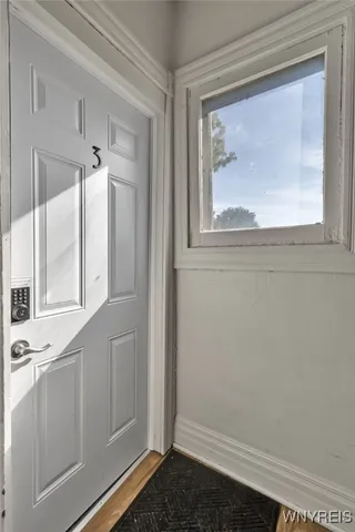 $950 | 102 Main Street, Unit 3, Lancaster, NY 14043