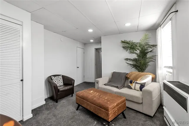 $950 | 102 Main Street, Unit 3, Lancaster, NY 14043