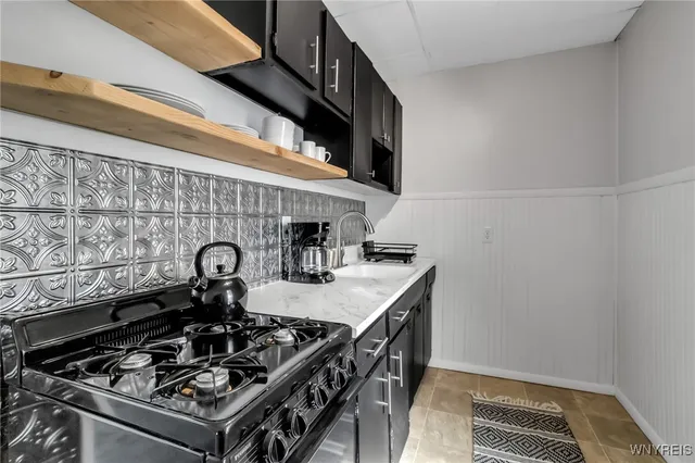 $950 | 102 Main Street, Unit 3, Lancaster, NY 14043