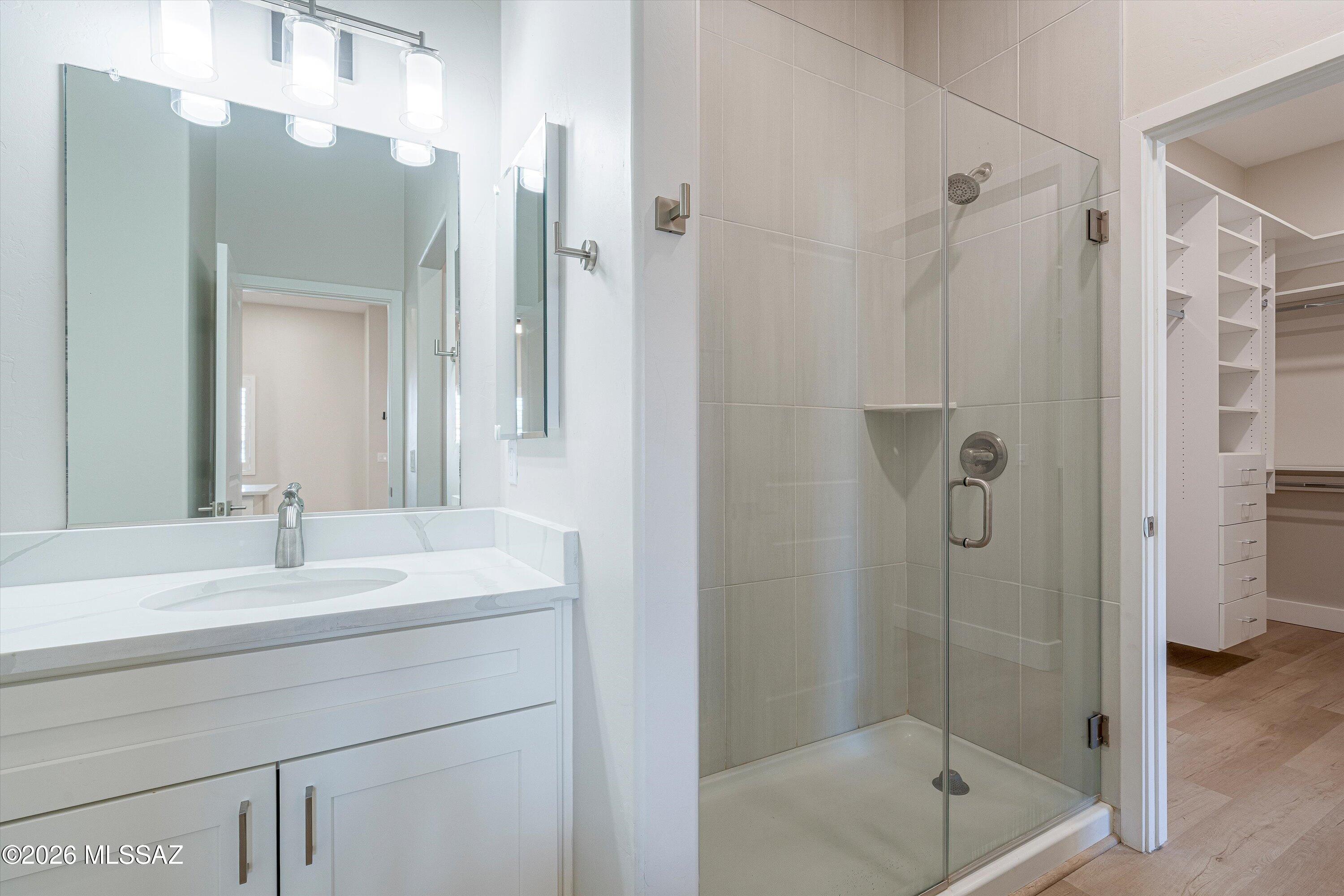 2042 East River Road, Unit 204 Tucson, AZ 85718 - Photo 20 of 28 19-Bathroom