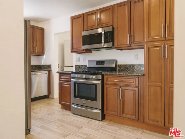 $5,750 | 917 North Ave 51, Los Angeles, CA 90042