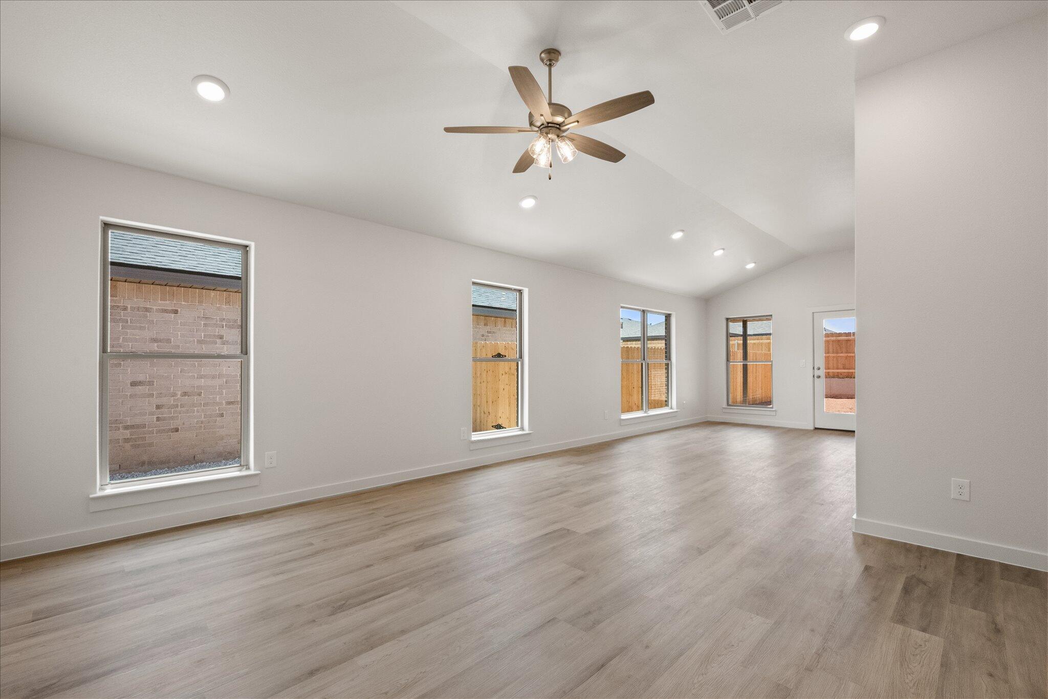 2413 Bryan Avenue Wolfforth, TX 79382 - Photo 4 of 21 06-2413 Bryan_5248