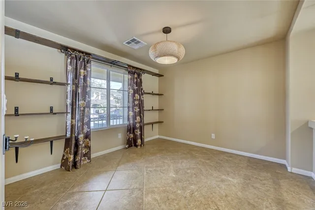 $3,250 | 6239 Mustang Spring Avenue, Las Vegas, NV 89139