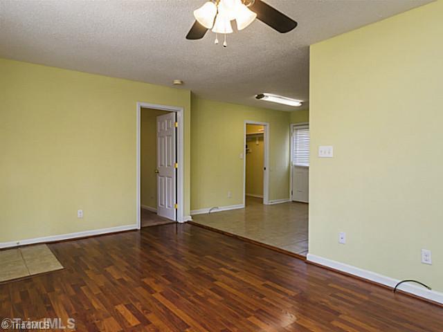 5507 John Washington Road Browns Summit, NC 27214 - Photo 4 of 16 Living Room.