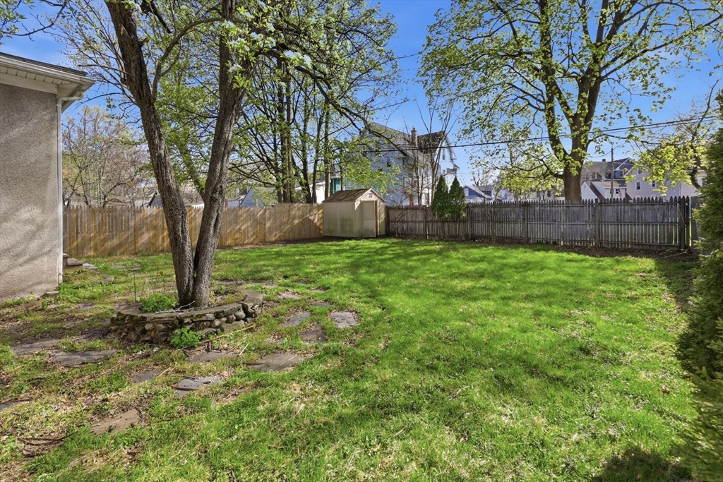500 Newbury Street Springfield, MA 01104 - Photo 33 of 42