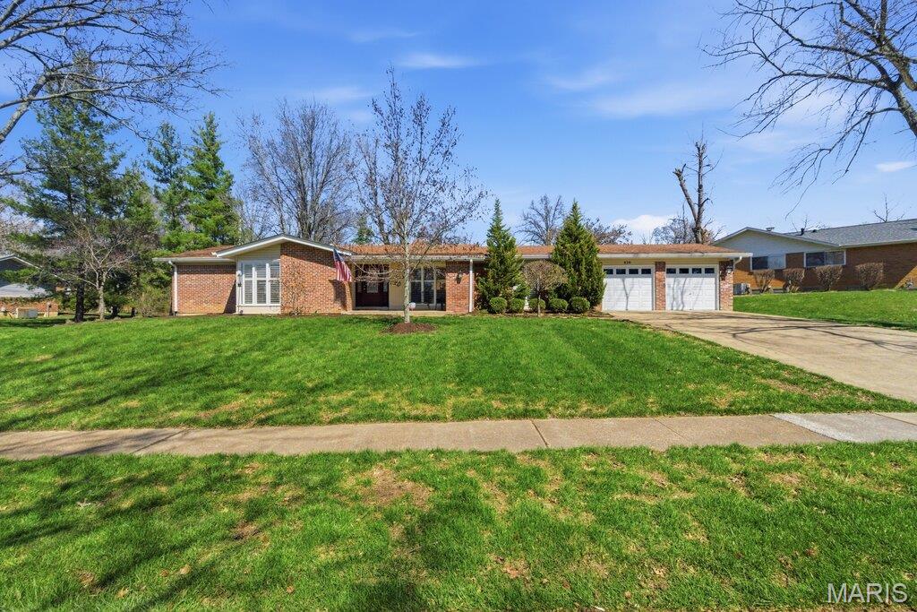 426 Brooktree Drive Ballwin, MO 63011 - Photo 3 of 59